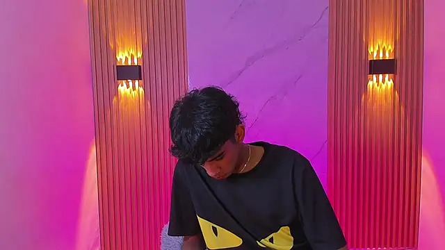 Ethan thouse online show from December 2025 07:12:01 PM