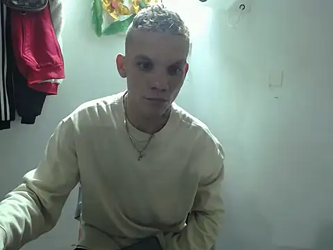 Snapshot of yuley_sex_hot chatting on October 2025 11:27:01 PM yuley sex hot online show from October 2025 11:27:01 PM
