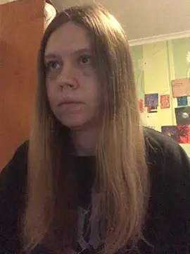 LunaVirelle online show from November 2025 02:33:02 PM