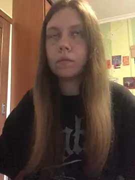 LunaVirelle online show from May 2026 03:22:02 PM