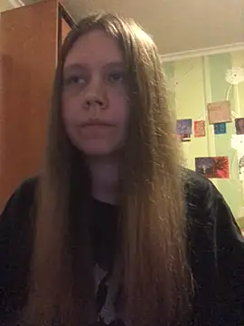LunaVirelle online show from April 2026 08:33:01 PM