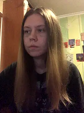 LunaVirelle online show from October 2025 06:20:01 PM