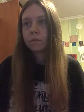 LunaVirelle online show from April 2026 06:25:02 PM