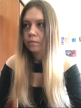 LunaVirelle online show from February 2026 10:03:01 AM