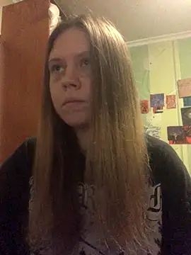 LunaVirelle online show from November 2025 04:45:02 PM