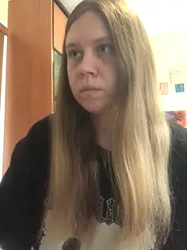 LunaVirelle online show from July 2026 01:14:01 PM