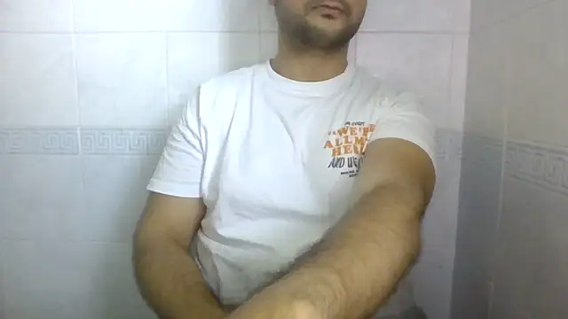 Snapshot of sci69 chatting on May 2026 03:32:02 PM sci69 online show from May 2026 03:32:02 PM