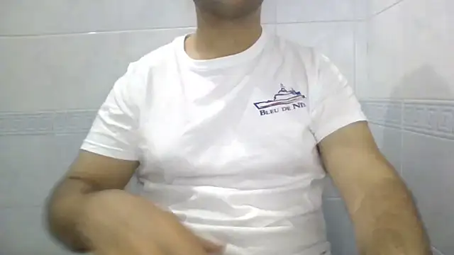 Snapshot of sci69 chatting on May 2026 09:02:02 PM sci69 online show from May 2026 09:02:02 PM