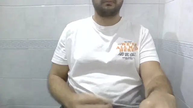 Snapshot of sci69 chatting on November 2025 10:24:01 PM sci69 online show from November 2025 10:24:01 PM