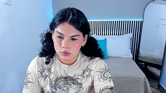 Little Alli online show from October 2025 07:33:01 PM
