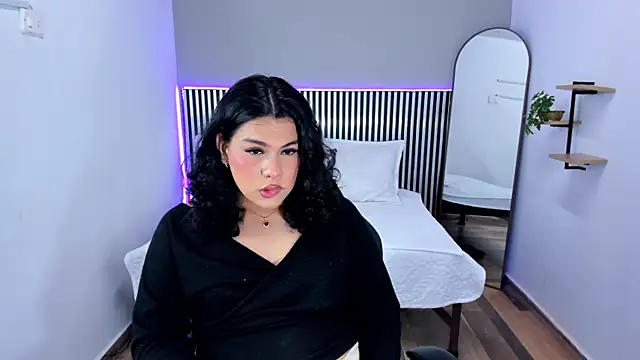 Little Alli online show from November 2025 07:52:02 PM