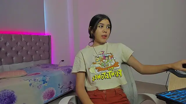 beiby glow online show from October 2025 03:00:01 PM