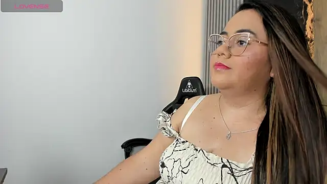 samantha29x  online show from October 2025 12:57:02 PM