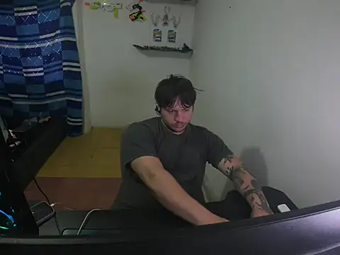 Snapshot of Skol_100802 chatting on July 2026 08:19:01 PM Skol 100802 online show from July 2026 08:19:01 PM