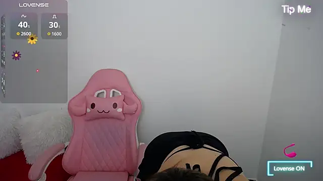 Isabella wish1 online show from October 2025 02:07:02 PM