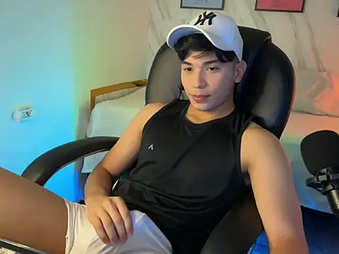 Snapshot of David_Nova chatting on November 2025 12:42:01 PM David Nova online show from November 2025 12:42:01 PM