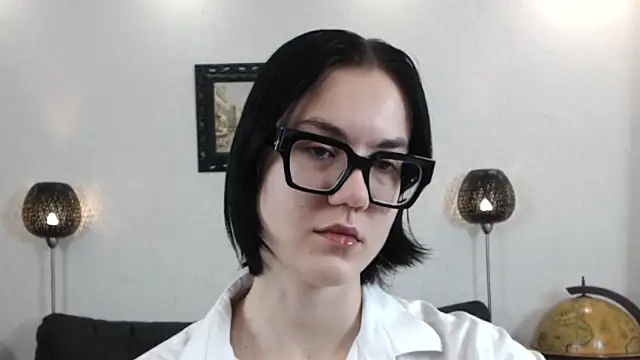 Marie Fitch online show from November 2025 03:07:01 AM