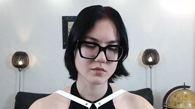 Marie Fitch online show from December 2025 12:00:01 AM