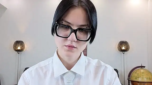 Marie Fitch online show from March 2026 02:01:02 AM