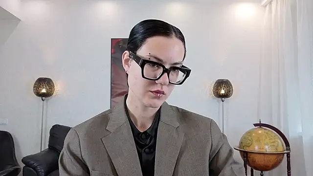 Marie Fitch online show from May 2026 03:57:02 AM