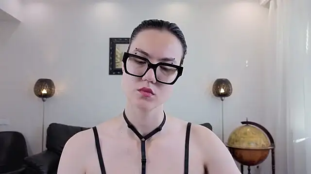 Snapshot of Marie_Fitch chatting on July 2026 03:51:01 AM Marie Fitch online show from July 2026 03:51:01 AM