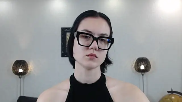 Marie Fitch online show from November 2025 01:31:01 AM