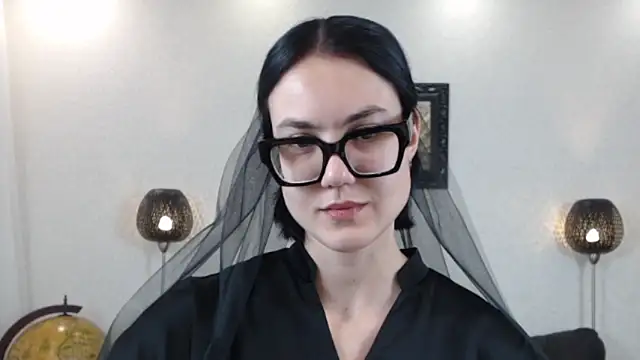 Marie Fitch online show from October 2025 02:02:02 PM