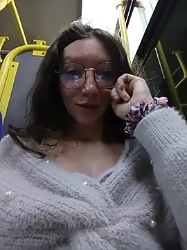 Lucy colee online show from November 2025 12:25:01 AM