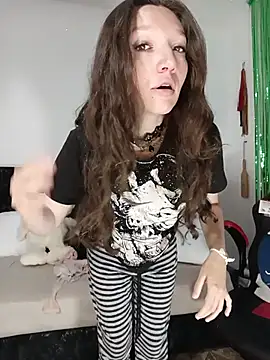 Lucy colee online show from March 2026 04:58:02 PM