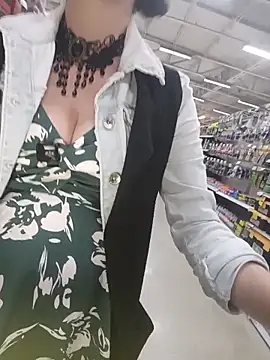 Lucy colee online show from April 2026 12:45:02 AM