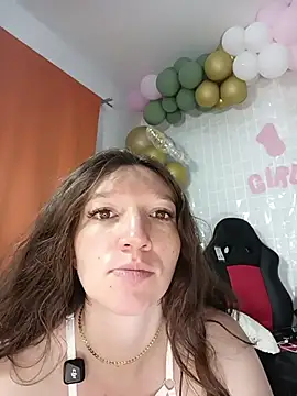 Lucy colee online show from April 2026 04:14:02 PM