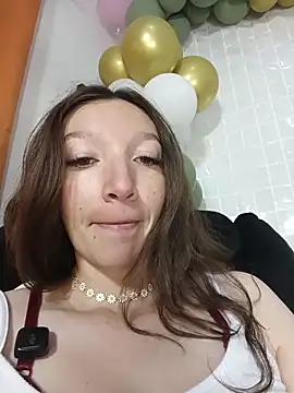 Lucy colee online show from March 2026 04:30:02 PM