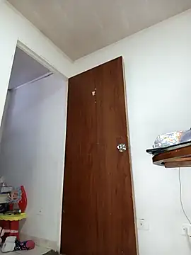 Lucy colee online show from October 2025 02:05:02 PM