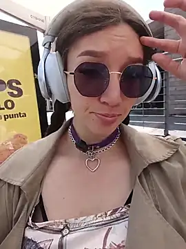 Lucy colee online show from March 2026 01:59:01 PM