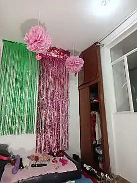 Lucy colee online show from February 2026 04:49:02 PM