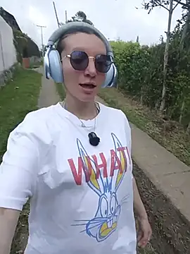 Lucy colee online show from December 2025 03:56:02 PM