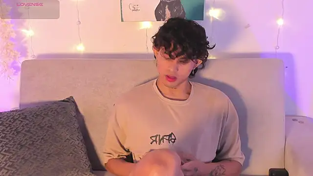 lua boy online show from March 2026 04:47:02 AM