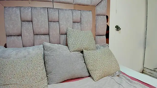 kaorybliss online show from January 2026 12:00:01 PM