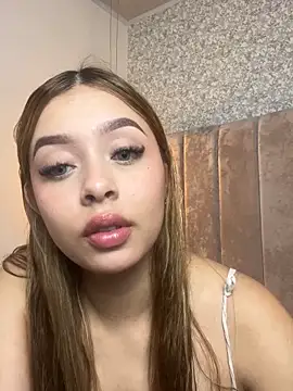 Karoline 606 online show from March 2026 06:03:01 AM