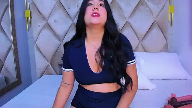 Snapshot of GabyParker_ chatting on June 2026 12:27:01 PM GabyParker online show from June 2026 12:27:01 PM