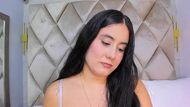 Snapshot of GabyParker_ chatting on June 2026 12:28:02 PM GabyParker online show from June 2026 12:28:02 PM