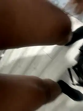 j ratid online show from November 2025 11:52:01 PM