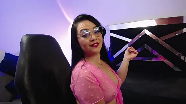 LeeluFox online show from October 2025 04:14:01 AM
