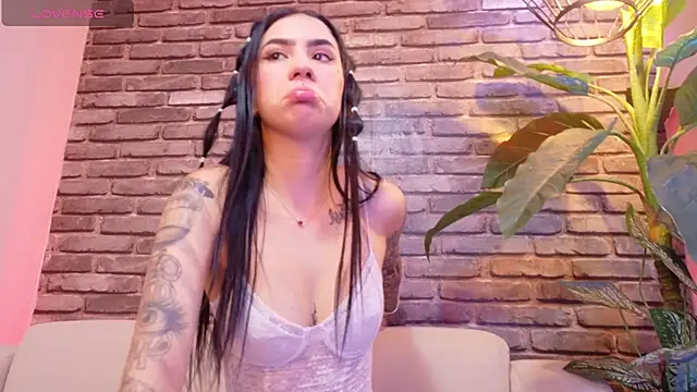 alessia faccheti online show from October 2025 07:34:02 PM