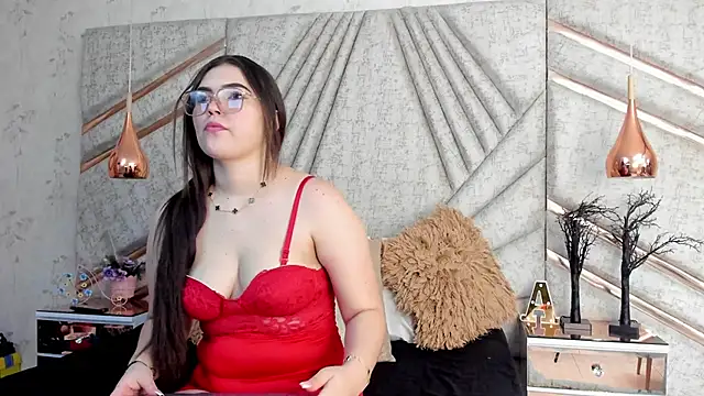 RousseWalker online show from October 2025 08:53:02 PM