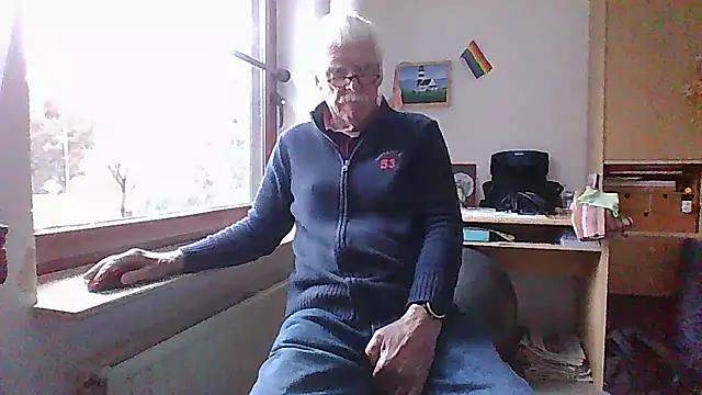 super-snoopy online show from February 2026 08:34:01 AM