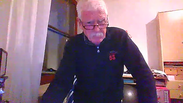 super-snoopy online show from December 2025 03:49:02 PM