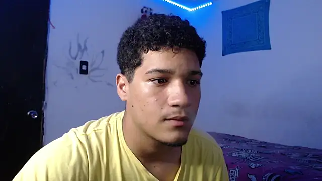 Snapshot of Zephyr_SixtyNine chatting on October 2025 01:15:01 AM Zephyr SixtyNine online show from October 2025 01:15:01 AM