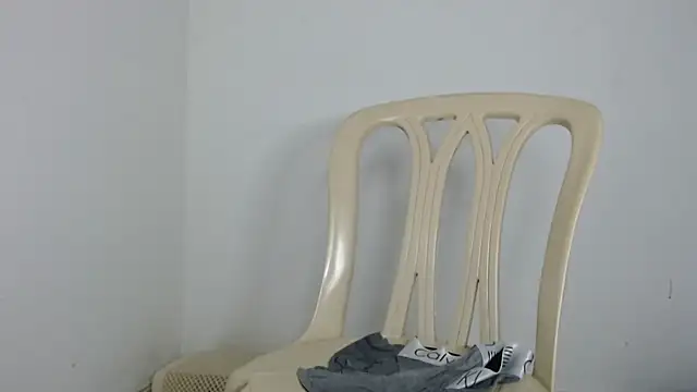 Snapshot of drako_monster chatting on December 2025 09:10:02 PM drako monster online show from December 2025 09:10:02 PM