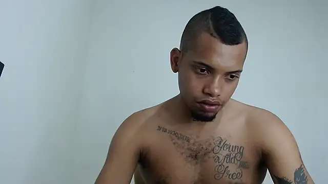 Snapshot of drako_monster chatting on January 2026 10:14:02 PM drako monster online show from January 2026 10:14:02 PM